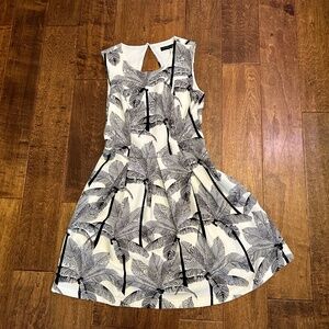 Palm Print Black and White Open Back Dress Size Small